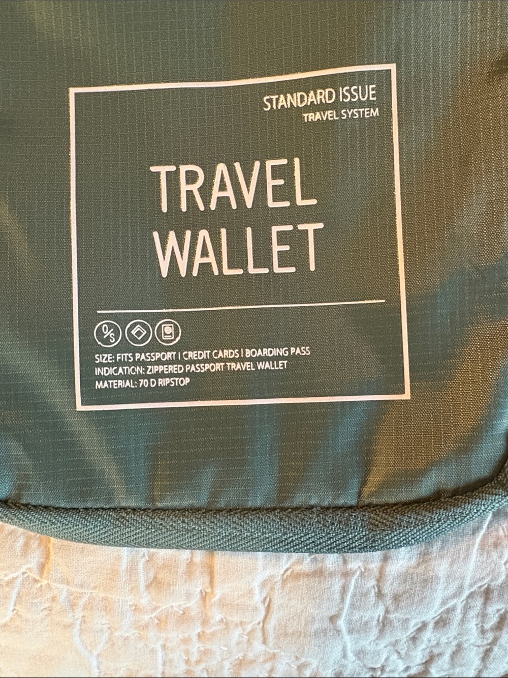 Herschel Travel Wallet - Picture 4 of 4